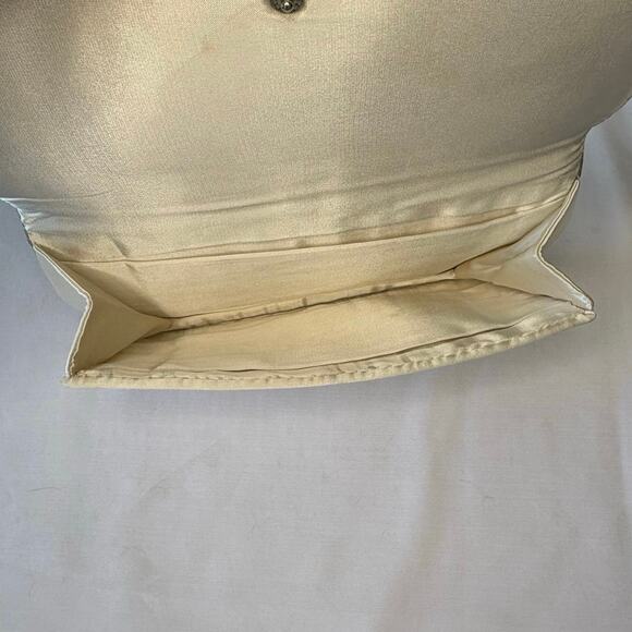 India Art Emporium Hand Made Silk & Beaded Evening Bag Clutch | Gold Silver - Picture 6 of 12